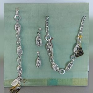 Vintage jewelry